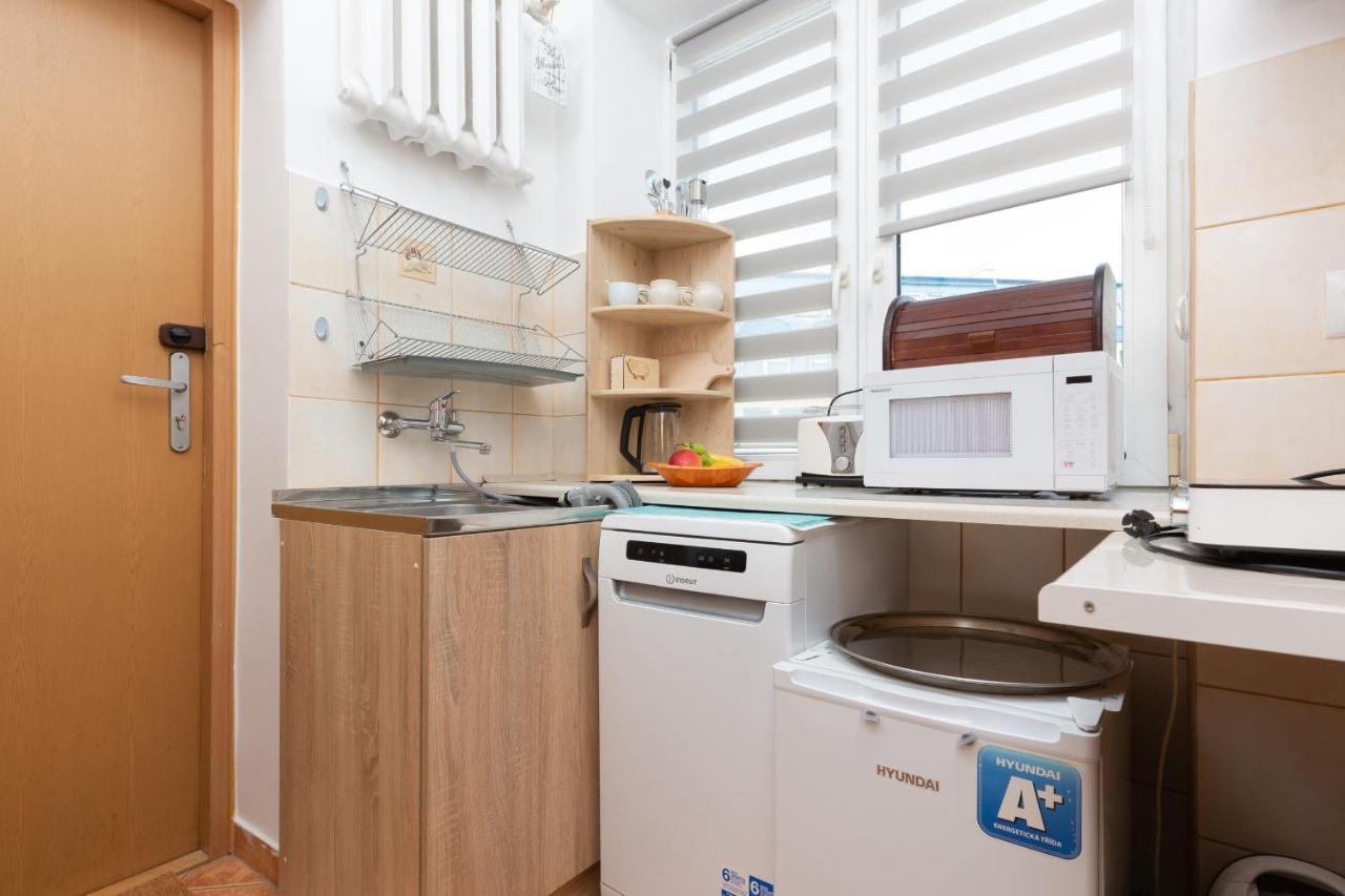 Metro Politechnika Studio Konstytucji By Renters Apartamento Varsóvia Exterior foto